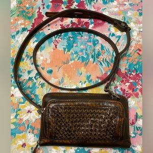 Small Patricia Nash Crossbody Bag Organizer Wallet Woven Leather Brown